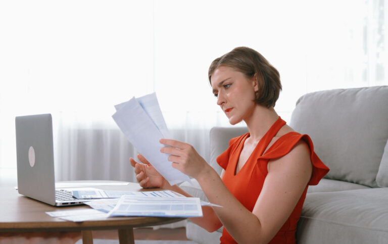 Utrata pracy i 80 tys. zł długu